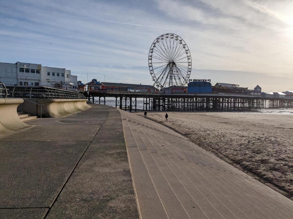 Willin House Hotel Blackpool Eksteriør billede